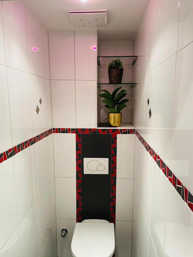 Super Deluxe Apartment - Near U6, U3 In City Center Vídeň Exteriér fotografie