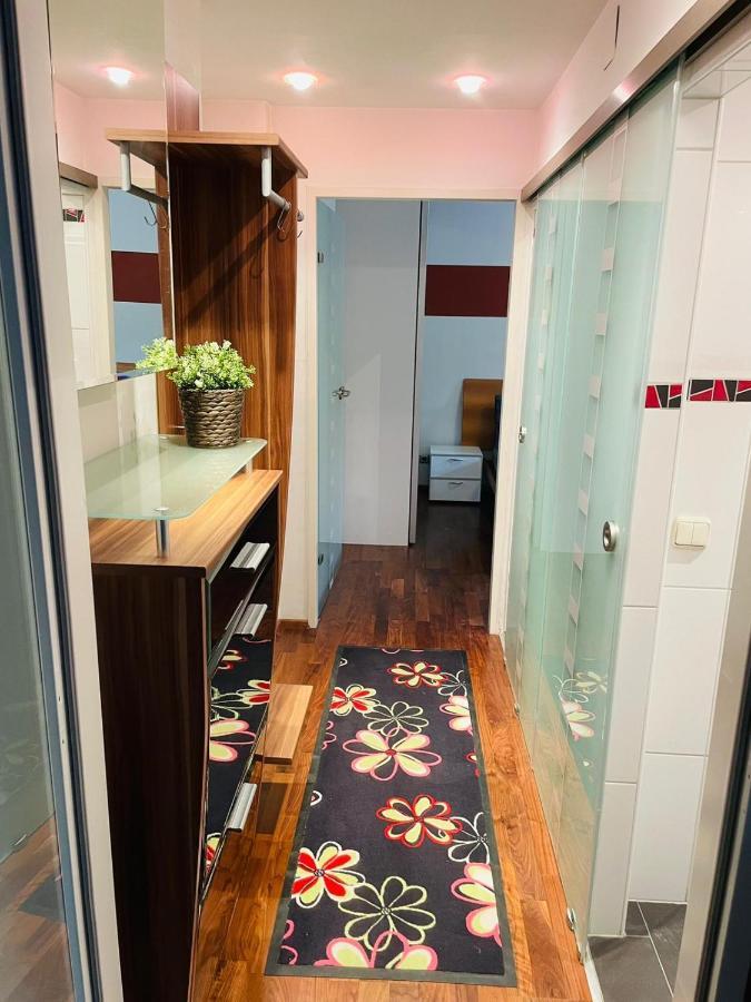 Super Deluxe Apartment - Near U6, U3 In City Center Vídeň Exteriér fotografie